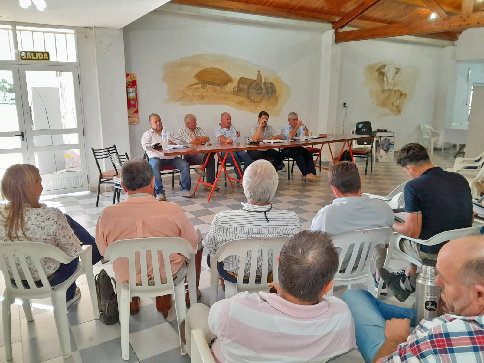 FARER PLANTEA CAMBIOS EN EL TIPO DE VACUNA DE AFTOSA PARA GENERAR MAYOR